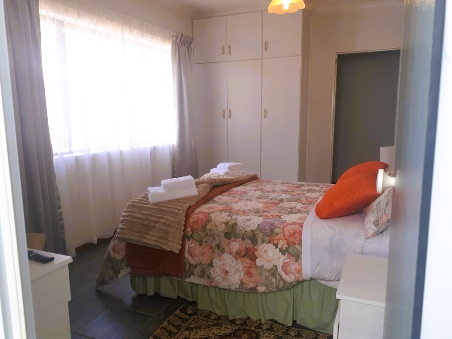 To Let 4 Bedroom Property for Rent in Country Club Western Cape